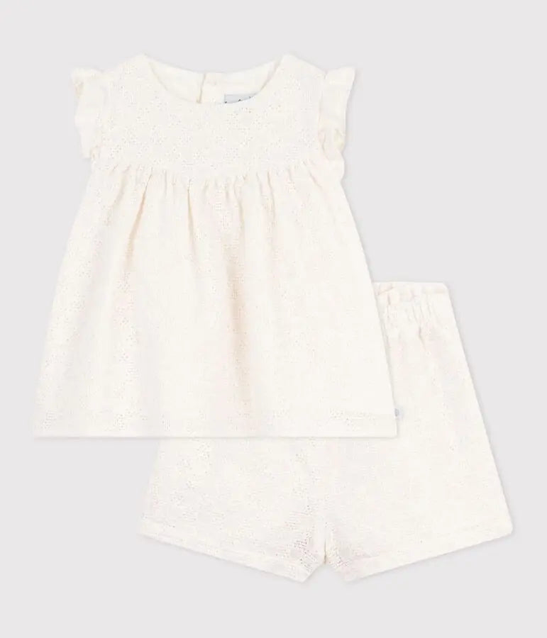 Petit Bateau | Tweedelig babysetje in broderie anglaise met hartjesmotief