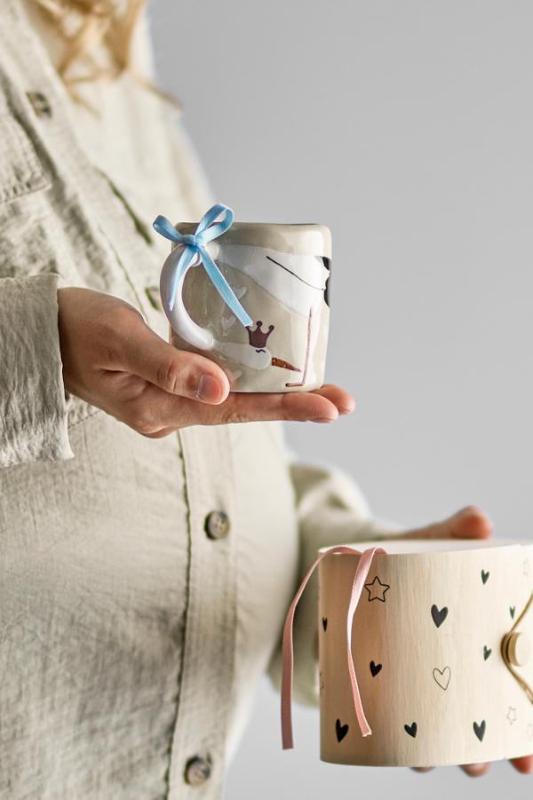 Bloomingville MINI Bambino Cup in Steengoed - Opdruk Ooievaar