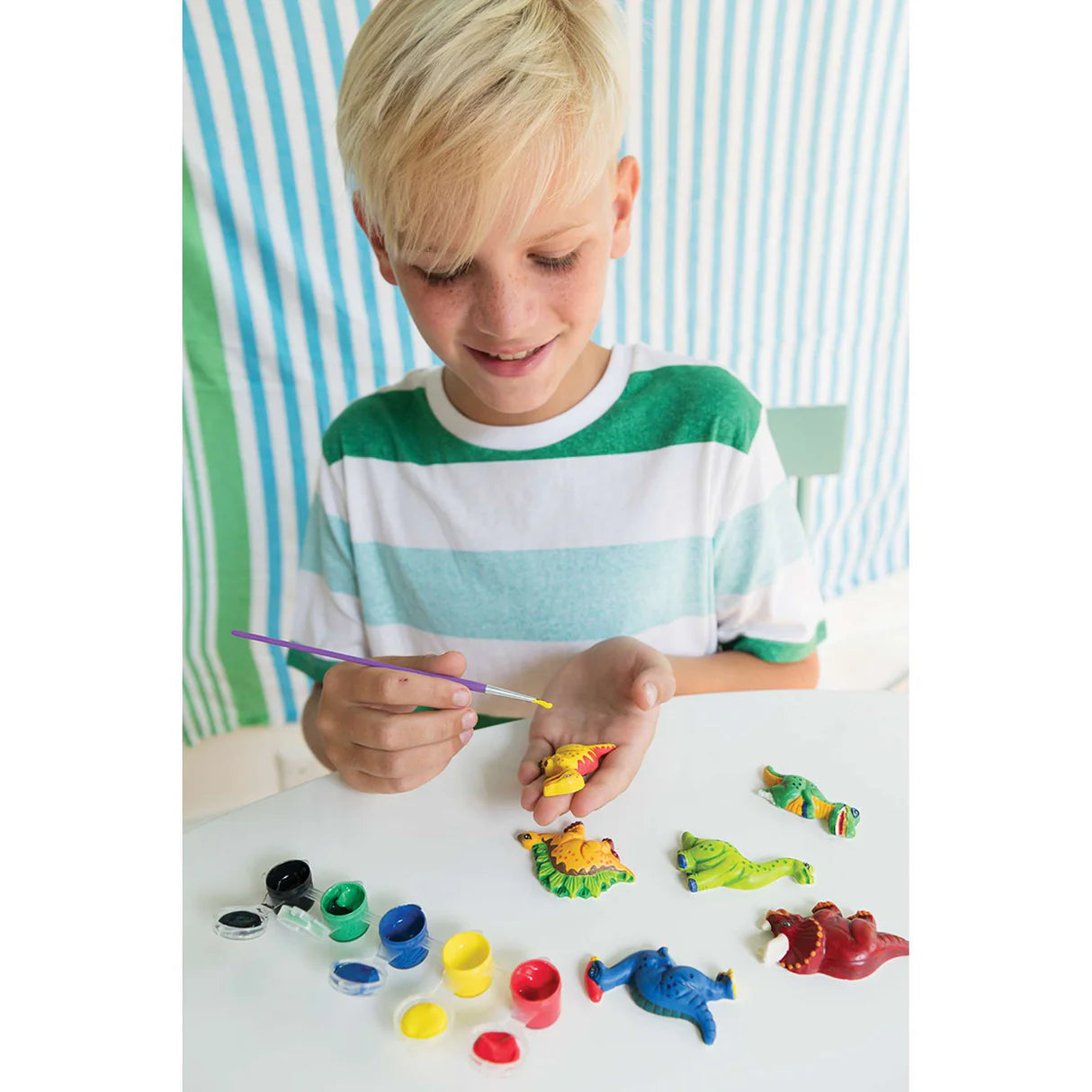 4M Mould and Paint - Dinosaurus