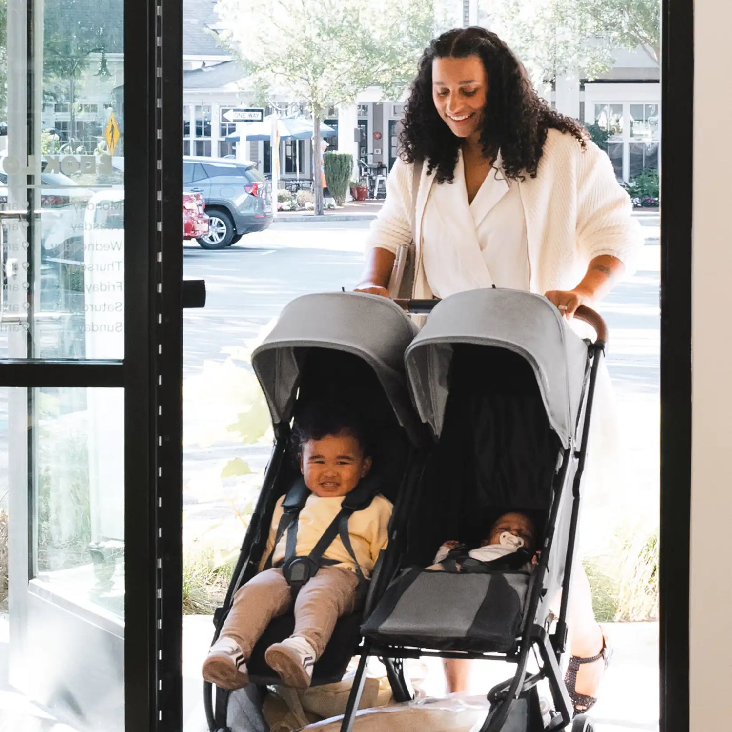 Uppababy Minu Duo Stroller Greyson (Charcoal Mélange) Carbon Frame Met Bruin Leer